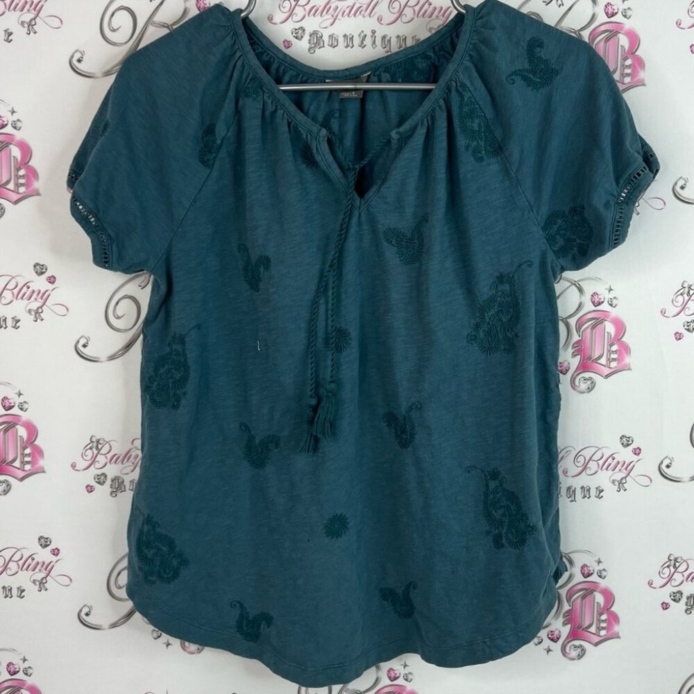 Eddie Bauer tshirt tie up hassle paisley Teal Blouse with Embroidered Details